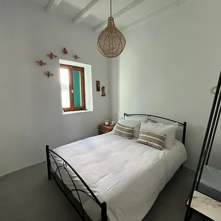 Feriehus Tinos Traditional Patio House Arnados