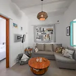 Tinos Traditional Patio House Arnados